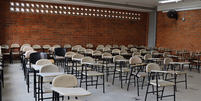 Aula educativa estándar 3 1